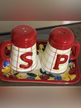VTG Ceramic Red-Top Salt & Pepper Shakers with Plaid and Fruit Accent